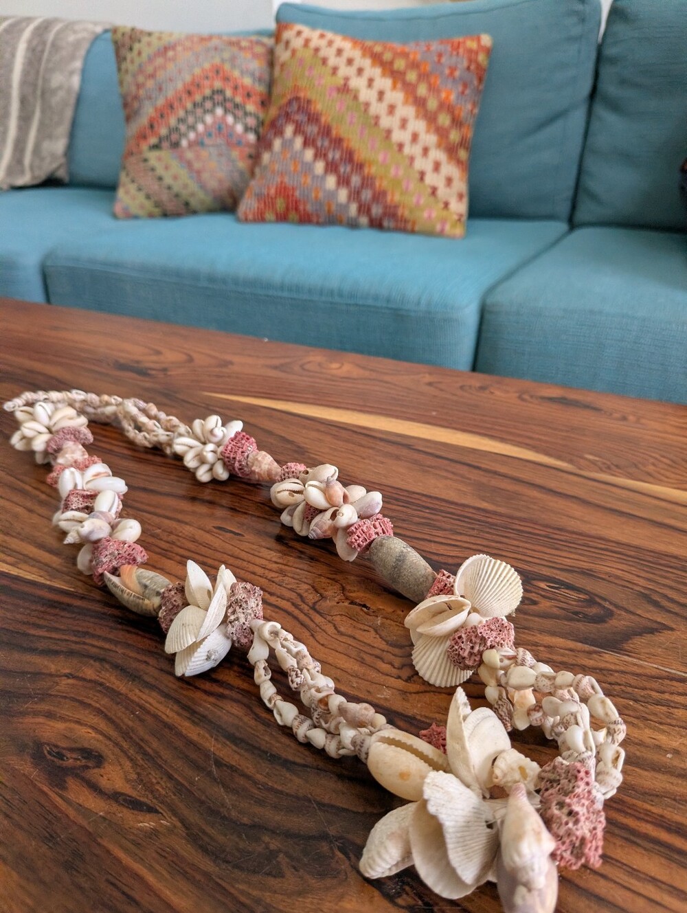 Vintage Authentic Hawaiian Island Sea Shell Lei Statement Necklace Coastal Boho